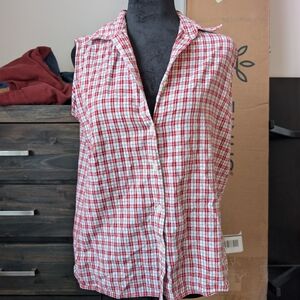 Classic Elements Red and White Checkered Button Down Shirt